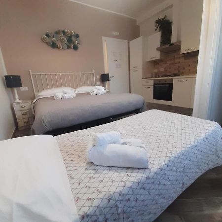 L' Ora Blu Hotel Fiumicino Ngoại thất bức ảnh